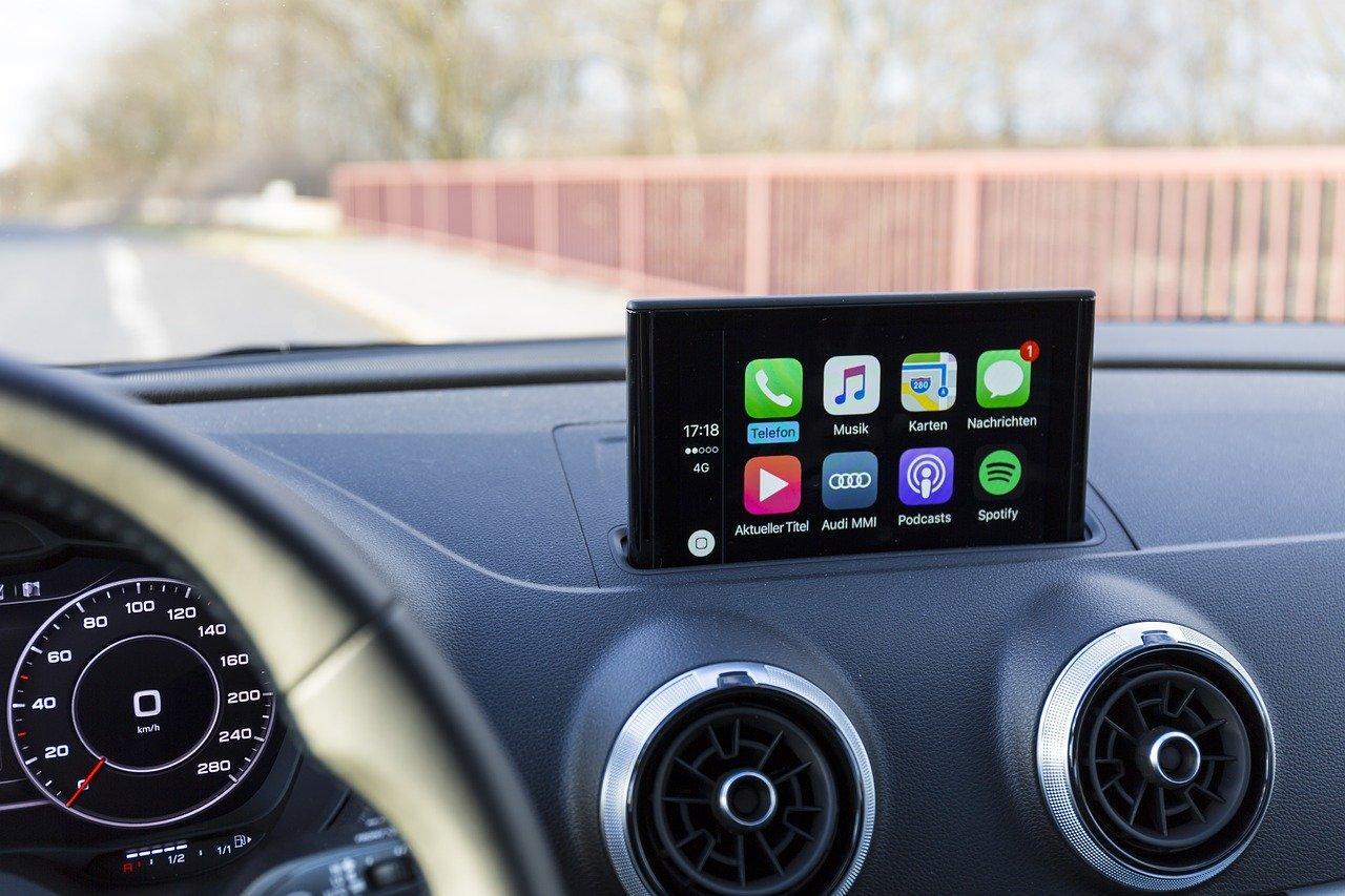 写真）Apple CarPlay Audi A3 イメージ